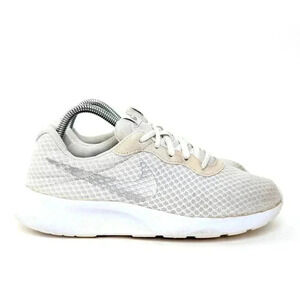 Nike Tanjun White Running Shoes - 9
